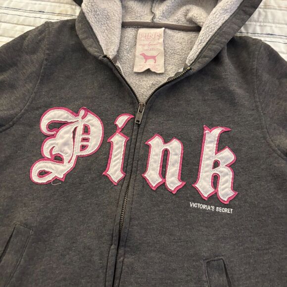 Victoria’s Secret PINK Vintage Too Much Pink Too Little Time Crossbone Hoodie -M - Picture 5 of 12